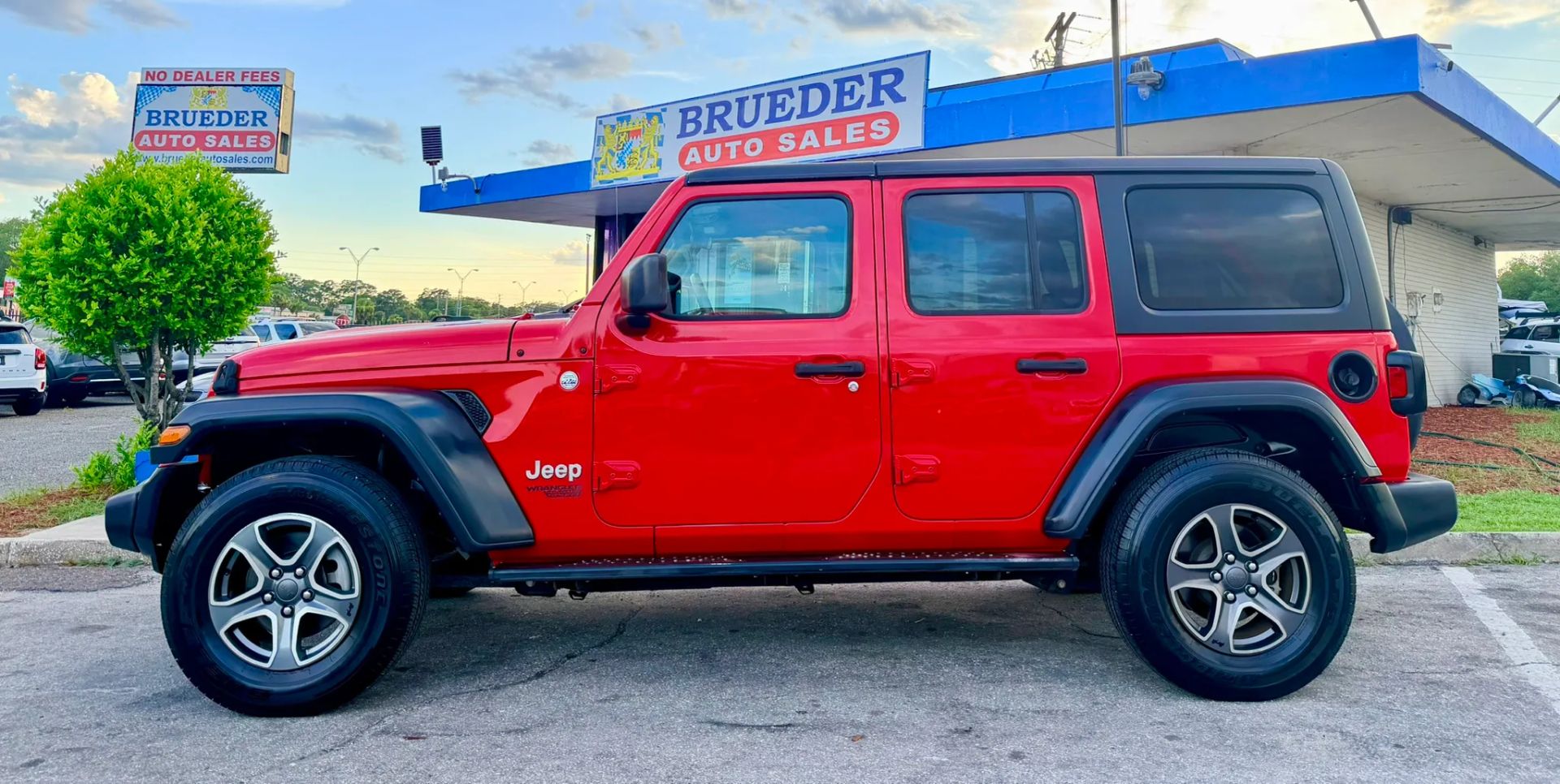 jeep all-new wrangler unlimited 2018 1C4HJXDG8JW223790 image jeep all-new wrangler unlimited 2018 1C4HJXDG8JW223790 image